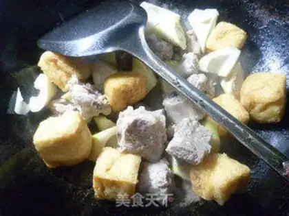 Make Thundered tofu tofu to burn ribs step 5
