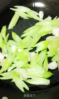 Make Celery makes lilies step 6