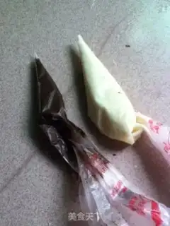 Make Strawberry lollipop step 5
