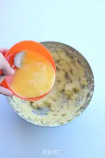 Make Banana pound cake step 1