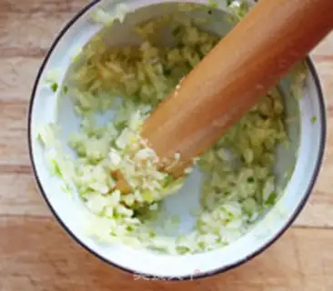 Make Garlic Belt step 3