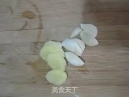 Make Red-fried fish step 1