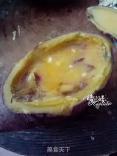 Make Eggs and salted potatoes step 5