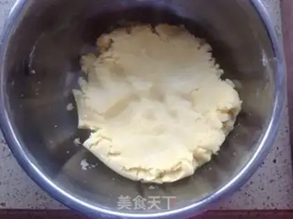 Make Onion cheese and ham cookies step 3