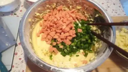 Make Onion cheese cookies step 2