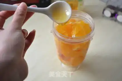 Make Fresh orange juice step 3