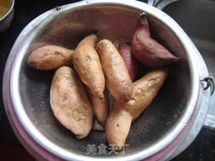 Make The oven roasted potatoes step 0