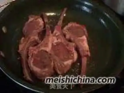 Make Yogurt mint with lamb chops step 2