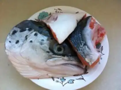 Make The stone pot cleans up the fish head step 0