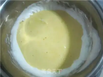 Make Gold sponge cake step 6