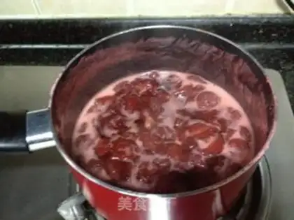 Make Strawberry jam step 4