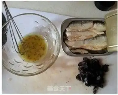 Make Sardine Bean salad step 2