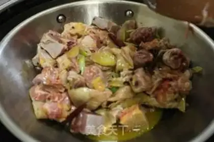 Make Xinjiang chicken step 4