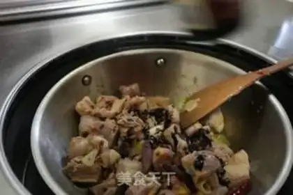 Make Xinjiang chicken step 5