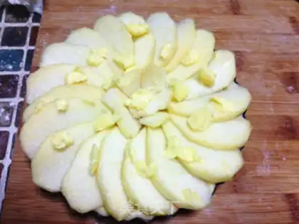 Make Apple almond pie step 11