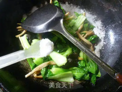 Make Black-muck, yellow-eared cabbage step 5