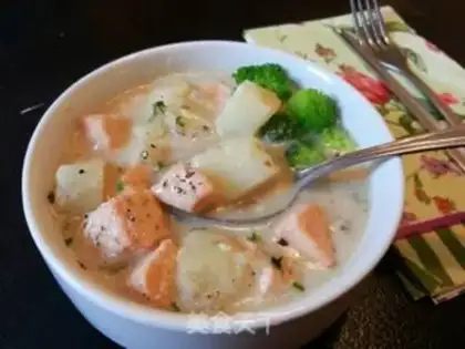 Make Salmon fish cream potato soup step 9