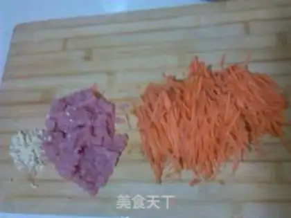 Make Carrots and eggcakes step 0