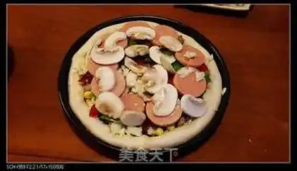 Make Black pepper chicken Dish Pizza step 26