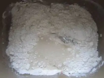 Make Weenie mushroom pizza step 2