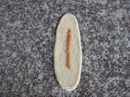 Make Chestnut rose rolls step 14