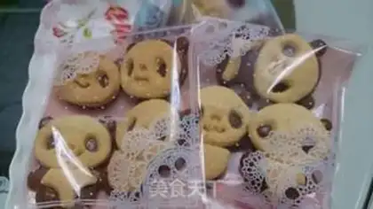 Make Panda cookies step 8