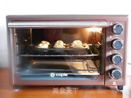 Make Chestnut rose rolls step 19