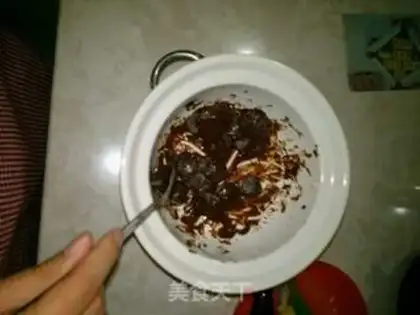 Make Homemade rose model chocolate step 1