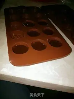 Make Homemade rose model chocolate step 3
