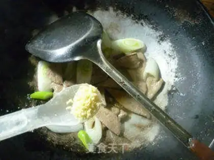 Make Onion fried liver step 12