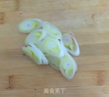 Make Yellow eggs step 0