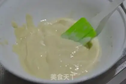 Make The durian mousse cake step 3