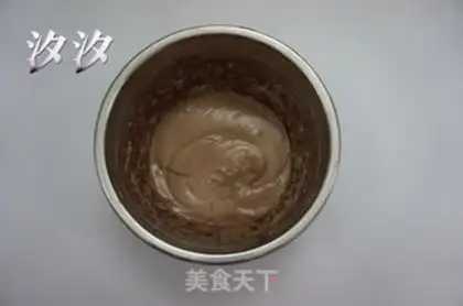Make Strawberry cream chocolate cake step 8