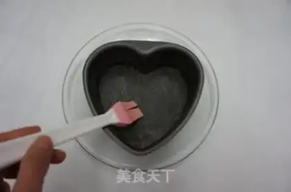 Make Strawberry cream chocolate cake step 9
