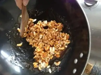 Make Peanut sugar step 7