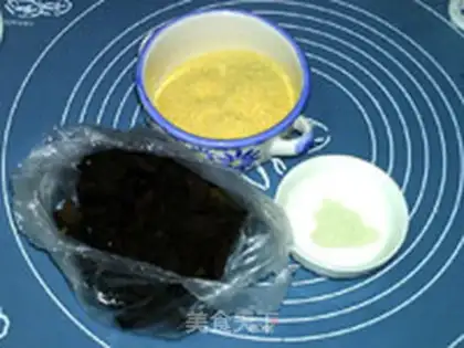 Make Ice cream and yellow congee step 0