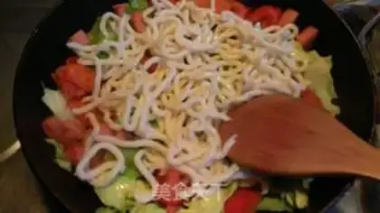 Make The ham and the noodles step 6