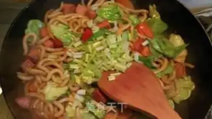 Make The ham and the noodles step 8