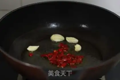 Make Spicy hand tore the dishes step 1