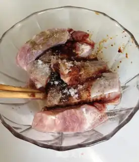 Make Honey-juice ribs step 1