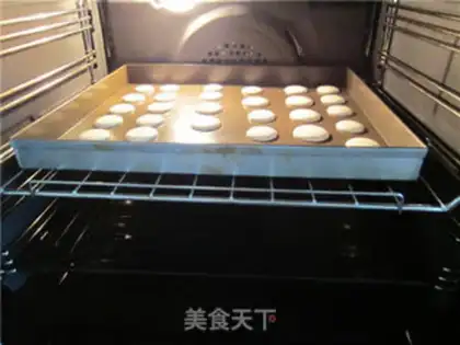 Make The original macaron step 10