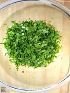 Make The dry pot, the radish leaves step 22