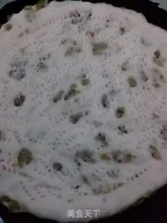 Make Twin mushroom seafood pizza step 4
