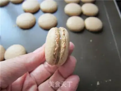 Make The original macaron step 15