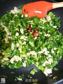 Make The dry pot, the radish leaves step 34
