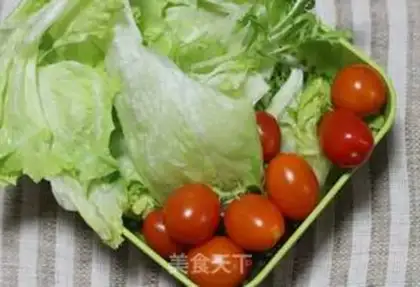 Make Bread salad step 2