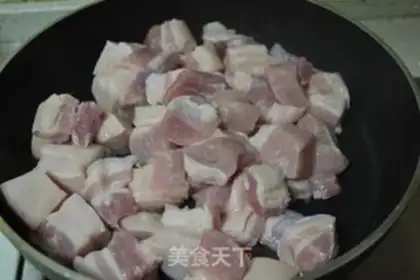 Make Shanghai red meat step 3