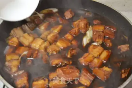 Make Shanghai red meat step 9
