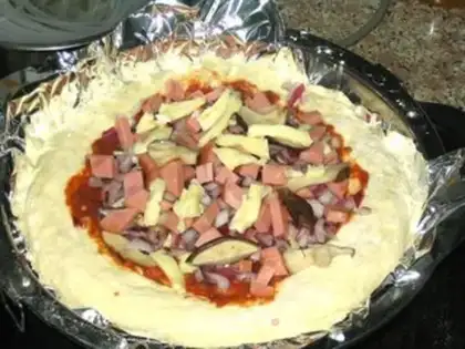 Make Baconcheen Pizza step 12