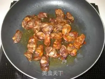 Make Weenie fried abalone mushrooms step 4
